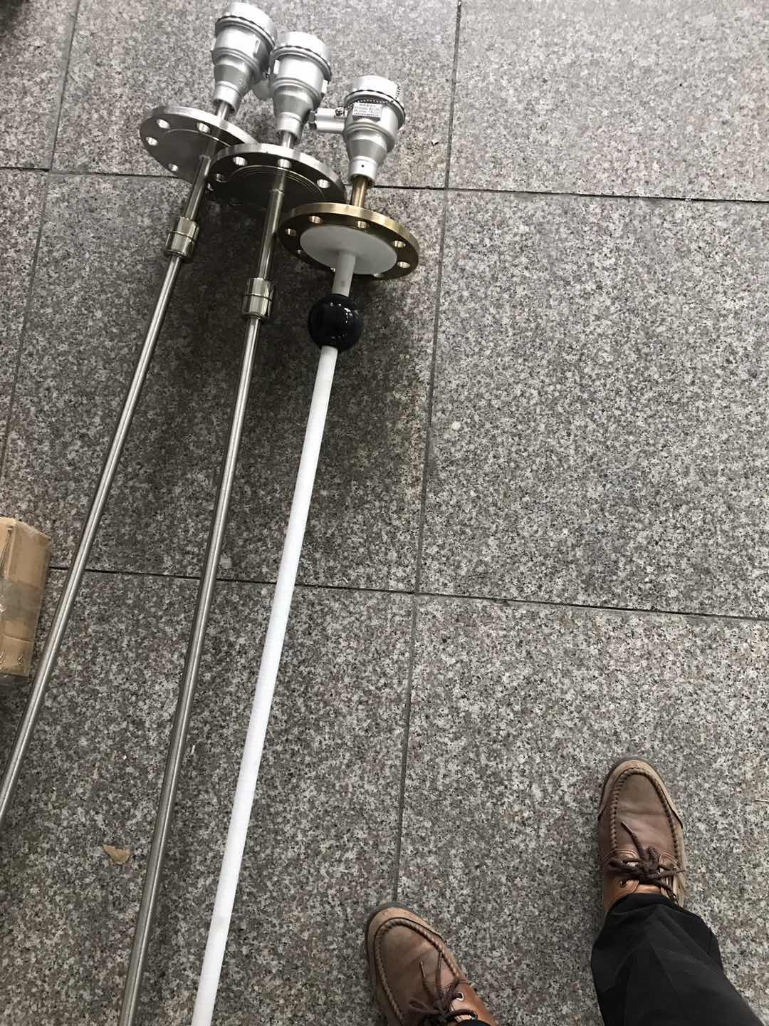 氫氟酸液位計，液堿液位計，防腐型浮球液位計
